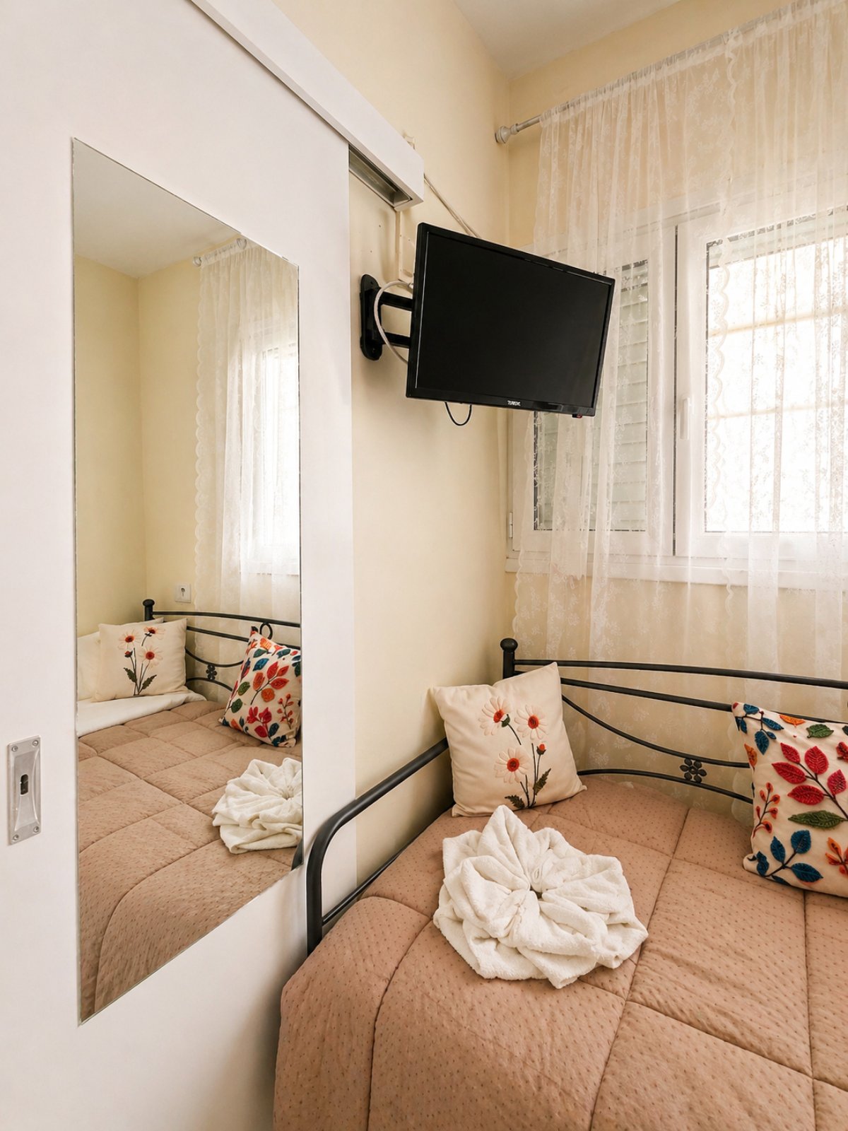 Kanali Apartments Poros